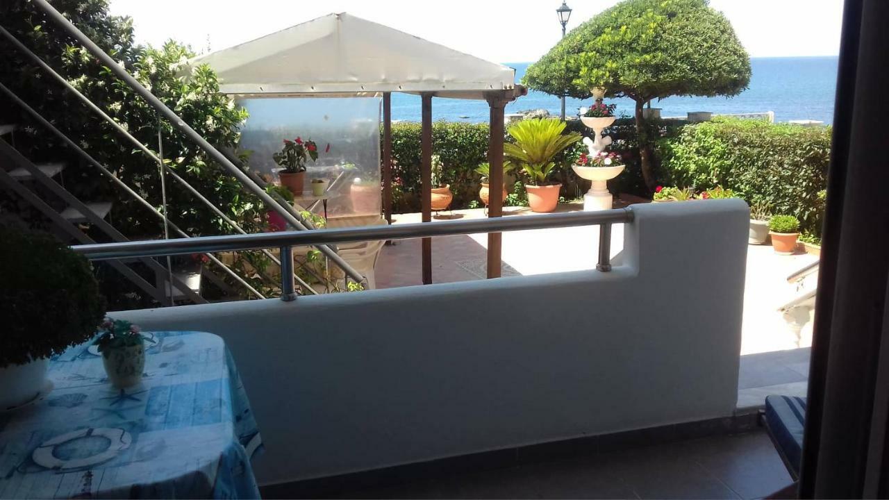 Family Sea & Garden View Apartment Preveza Exteriör bild